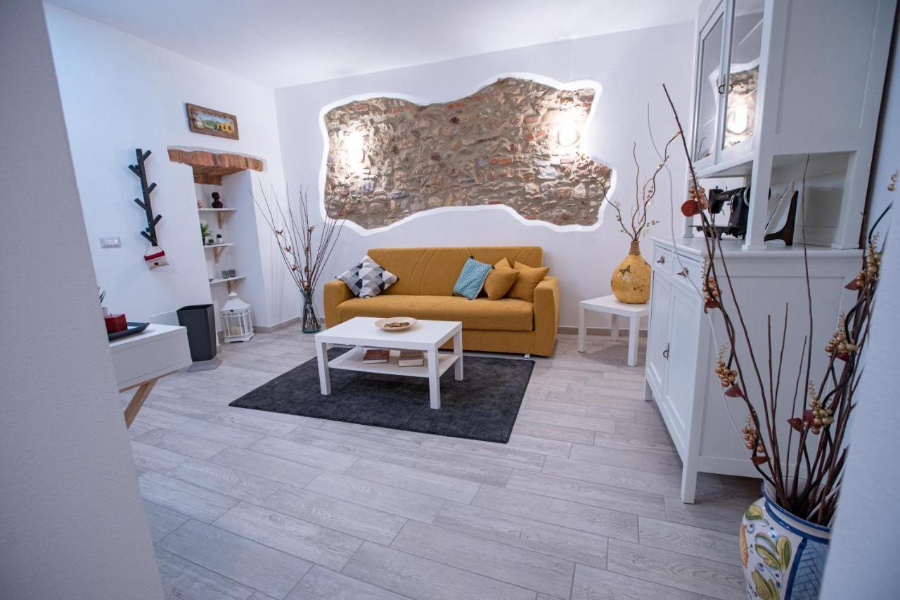 Le Logge Casa Vacanze Montepescali Εξωτερικό φωτογραφία